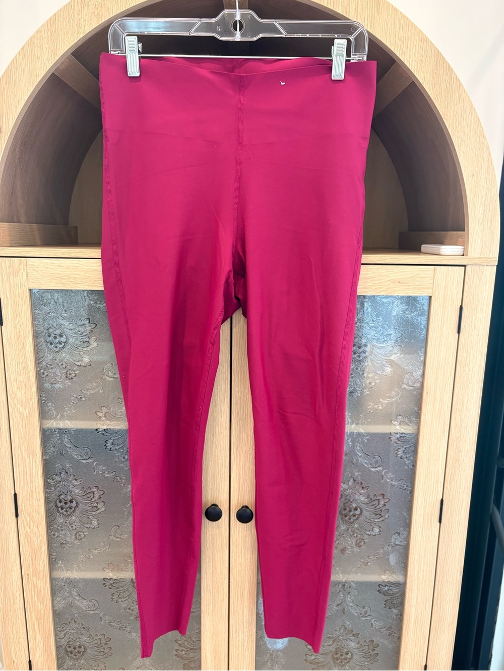 Old Navy Women's Fuchsia High-Rise Leggings